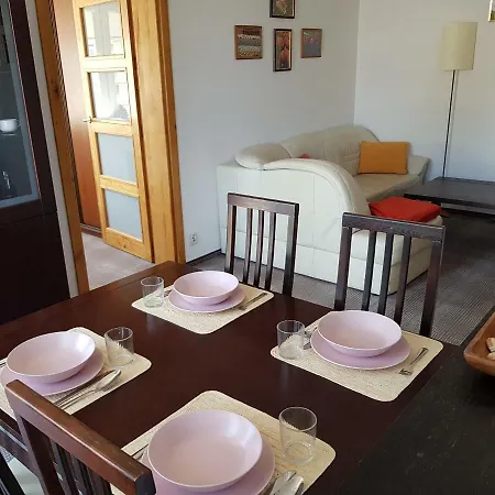 Trzypokojowy W Ustce Apartman *